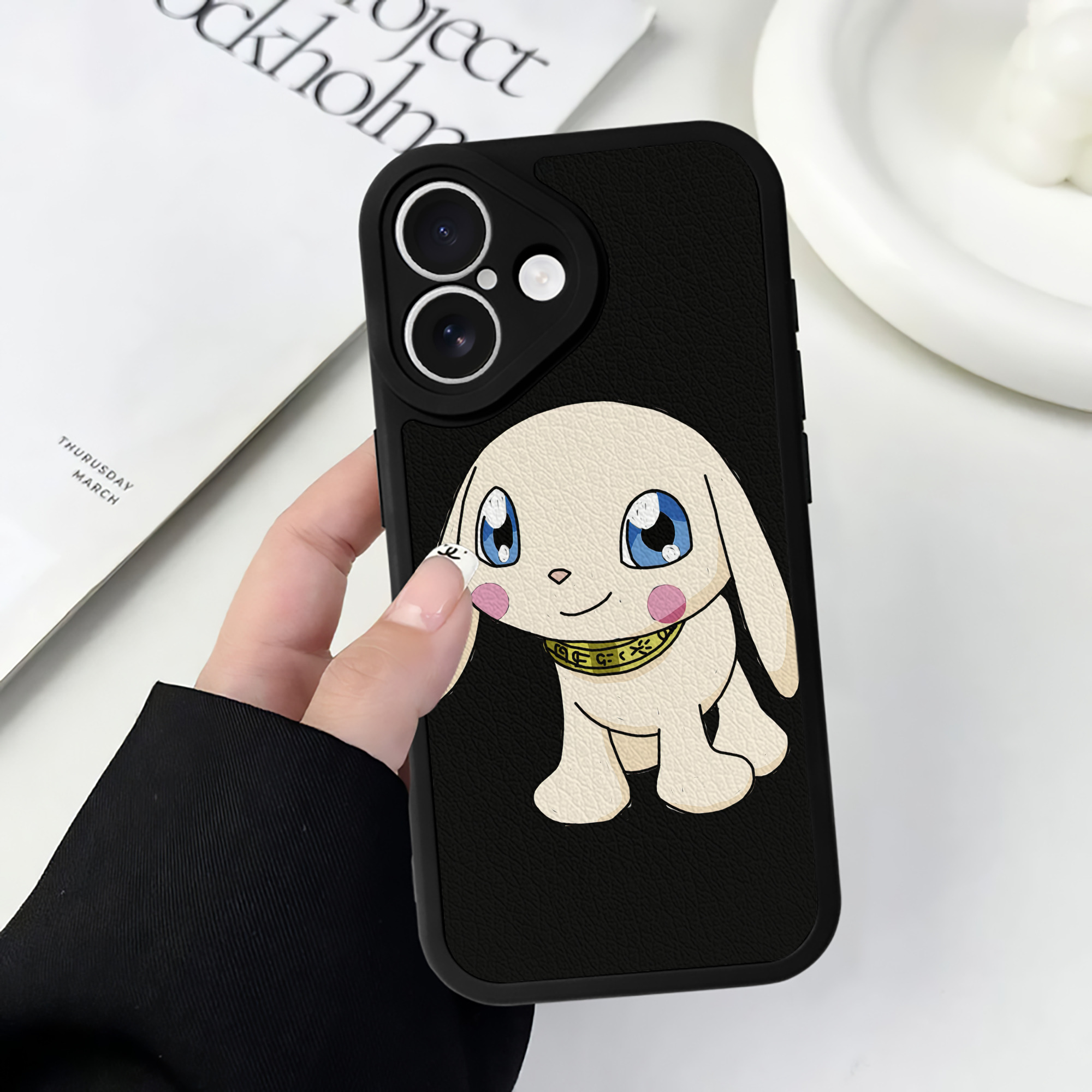 （画像用） Digimon デジタルモンスター/デジモン 【iPhone 16シリーズ対応】シリコンスマホケース（レザー調） 材質：シリコン